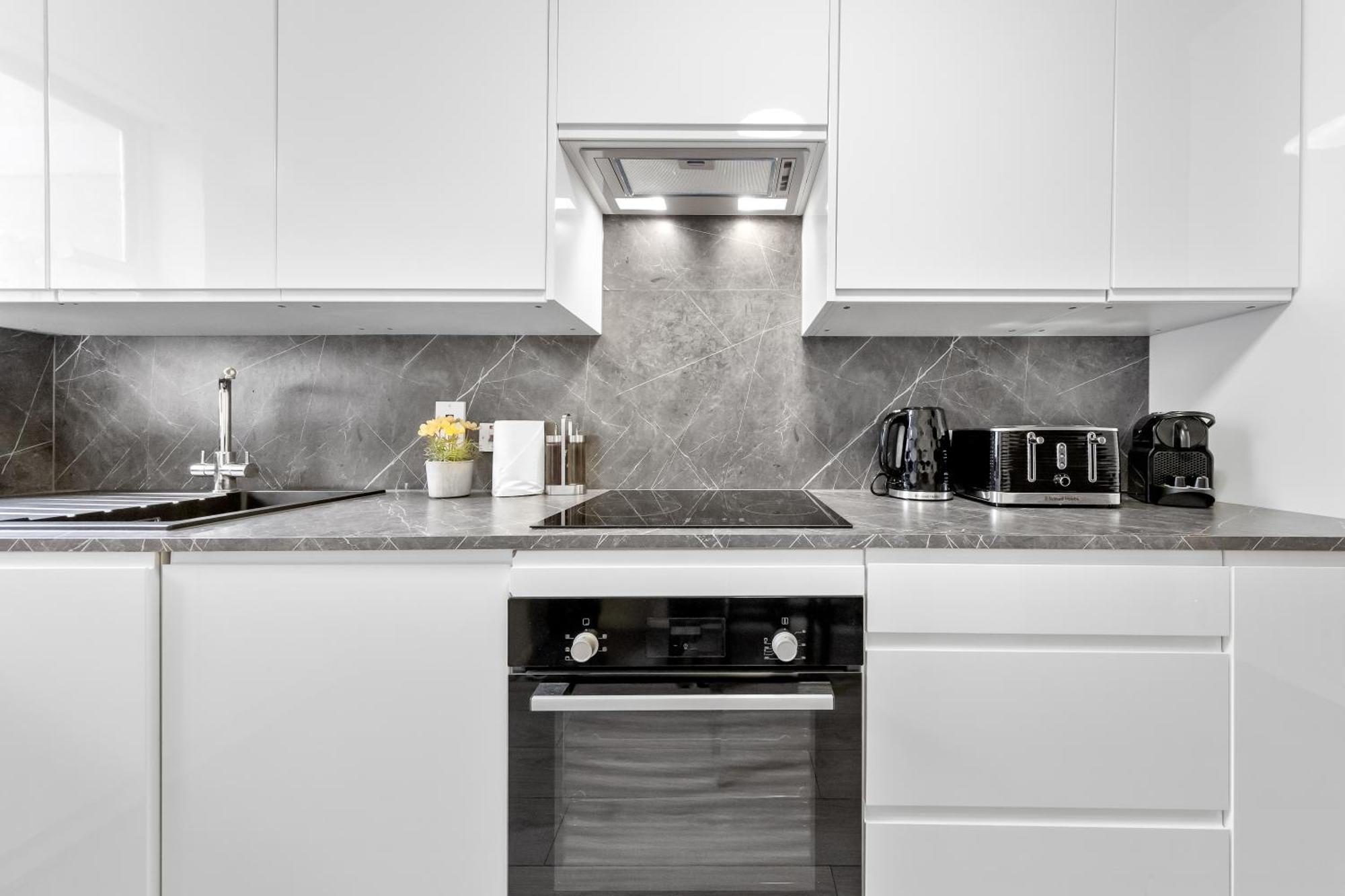 The Queensborough Apartments By Hyde Park ลอนดอน ภายนอก รูปภาพ